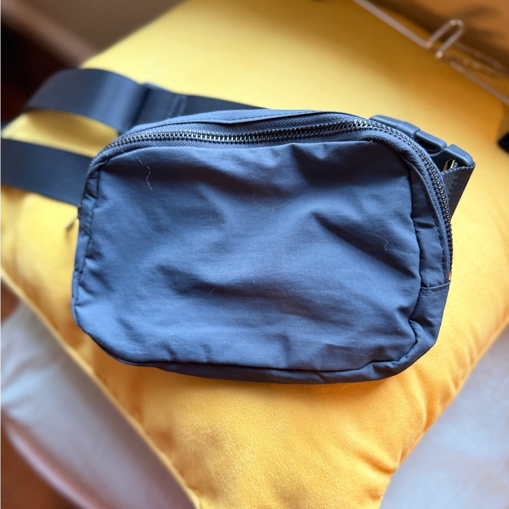 DUP Crossbody Bag - Picture 1 of 2